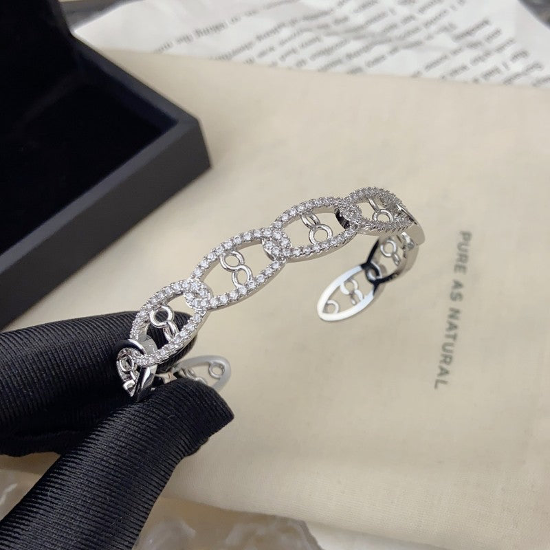 High-grade Light Luxury Niche Bracelet Women&#039;s Opening Design Adjustable Small Waist Cold Style High-grade Hand Jewelry